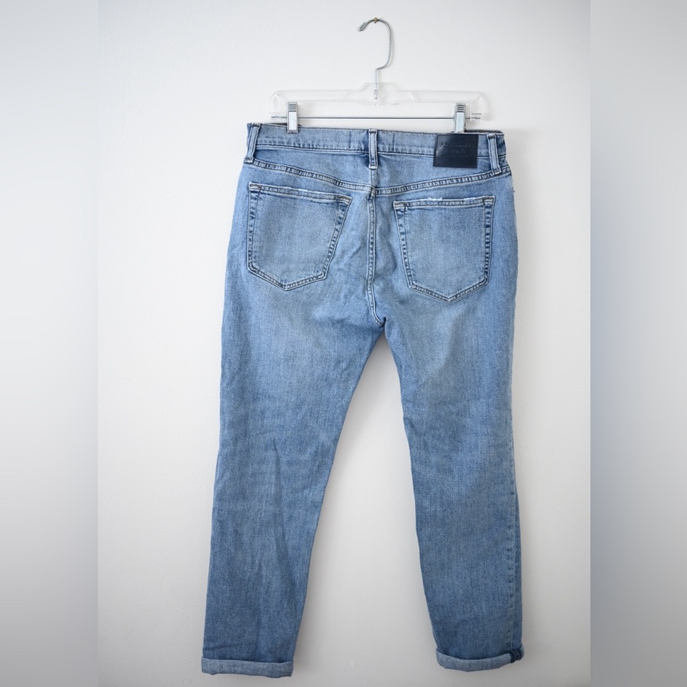 Abercrombie & Fitch Men’s Athletic Skinny Stretch Distressed Jeans 33wx30L - Picture 3 of 13